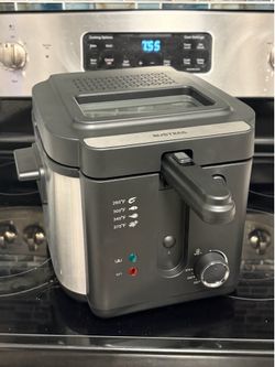 Brand new deep fryer