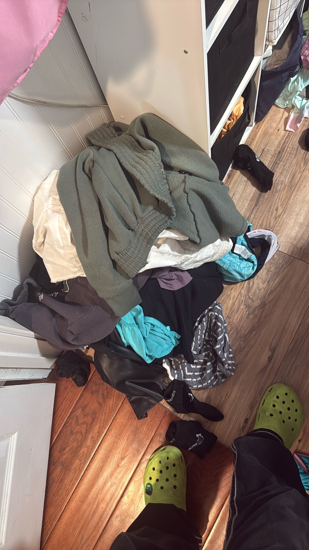 Free Clothes*** Pick Up