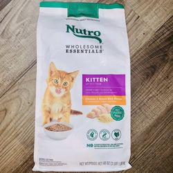 New Bag of Nutro Kitten Food Wholesome Essentials Chicken & Brown Rice Recipe Dry Cat Food, 3-lb bag