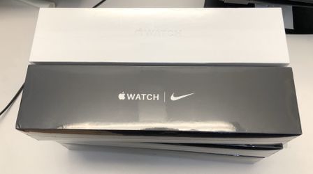 Brandnew Apple Watch series 5 44mm GPS +Cellular