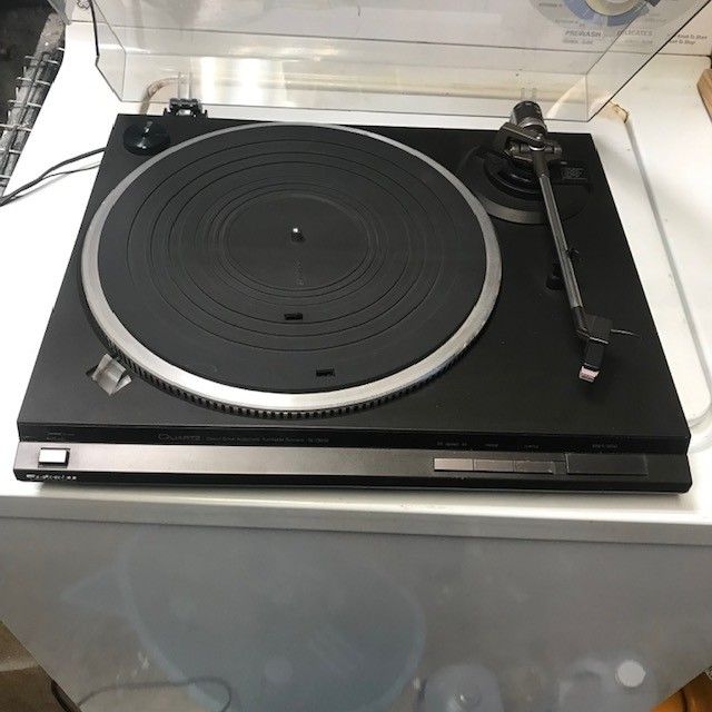 Technics SL-QD33 Quartz Drive Automatic Turntable