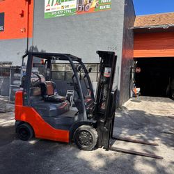 Forklift Toyota 