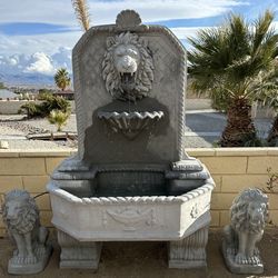 New Fountain With 2 Lions Made Out Of Cement Perfect Gift 🎁 