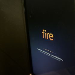 Kindle Fire 10 (7th gen) + Case + Charger 