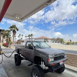 1989 Nissan Pickup