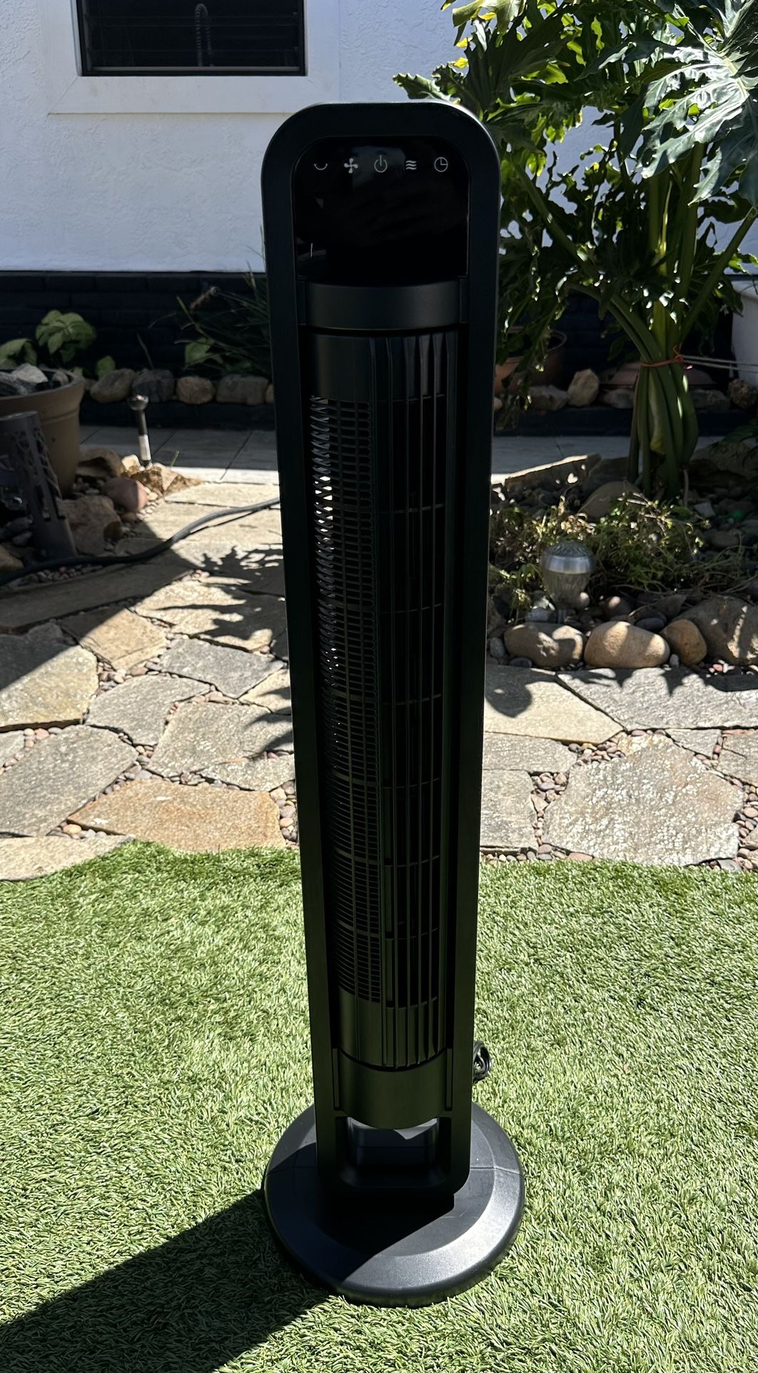 OmniBreeze Premium Tower Fan with Internal Oscillation