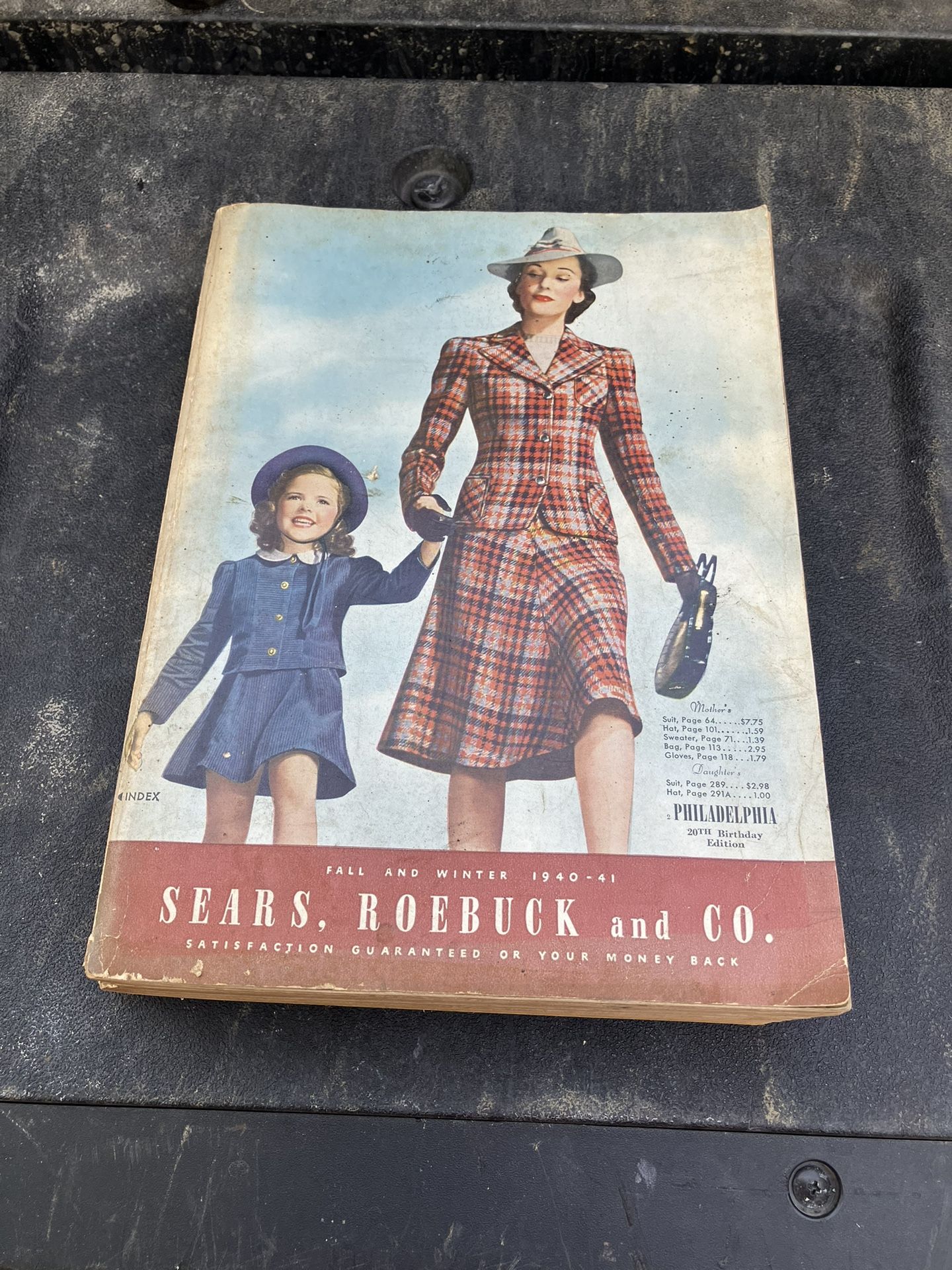 1940 / 1941 .. 1939 Sears catalog rare find