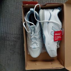 Two New Balences Both Size 8