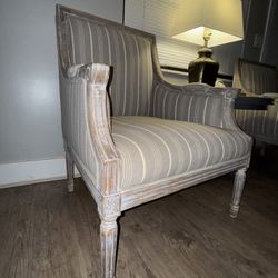 Accent Chairs