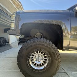 all 4 falken m/t 35x17x12.50 tires for sale