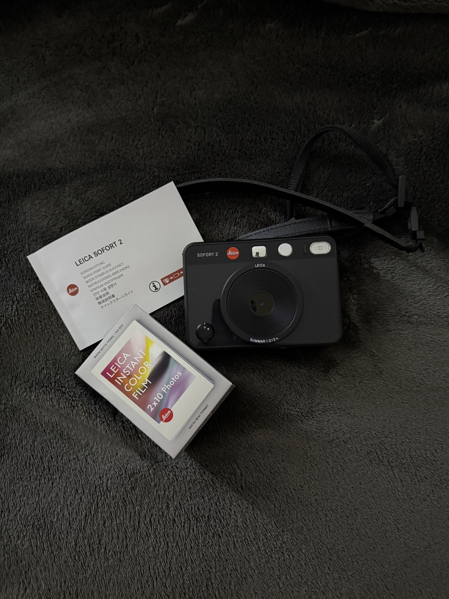 Leica SOFORT 2 Instant Camera