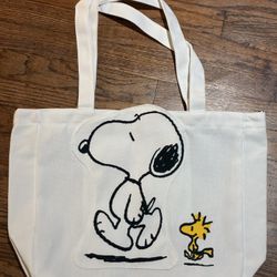 New snoopy tote Bag (READ)