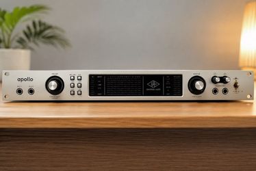 Universal Audio Apollo Duo UAD-2 Audio Interface.
