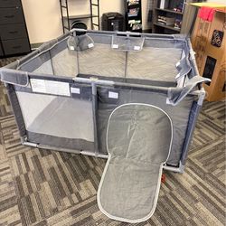 Play pen