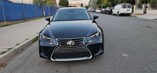 2018 lexus is 300