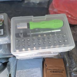 32 in 1 scroll driver set