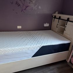 Farm House Twin Bed & Nectar Twin Mattress