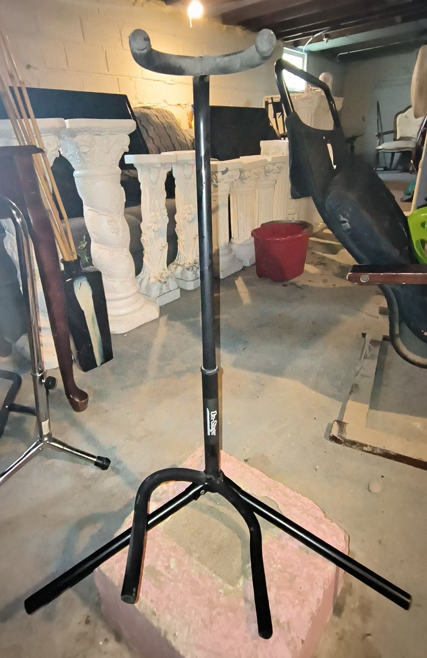 Guitar Stand