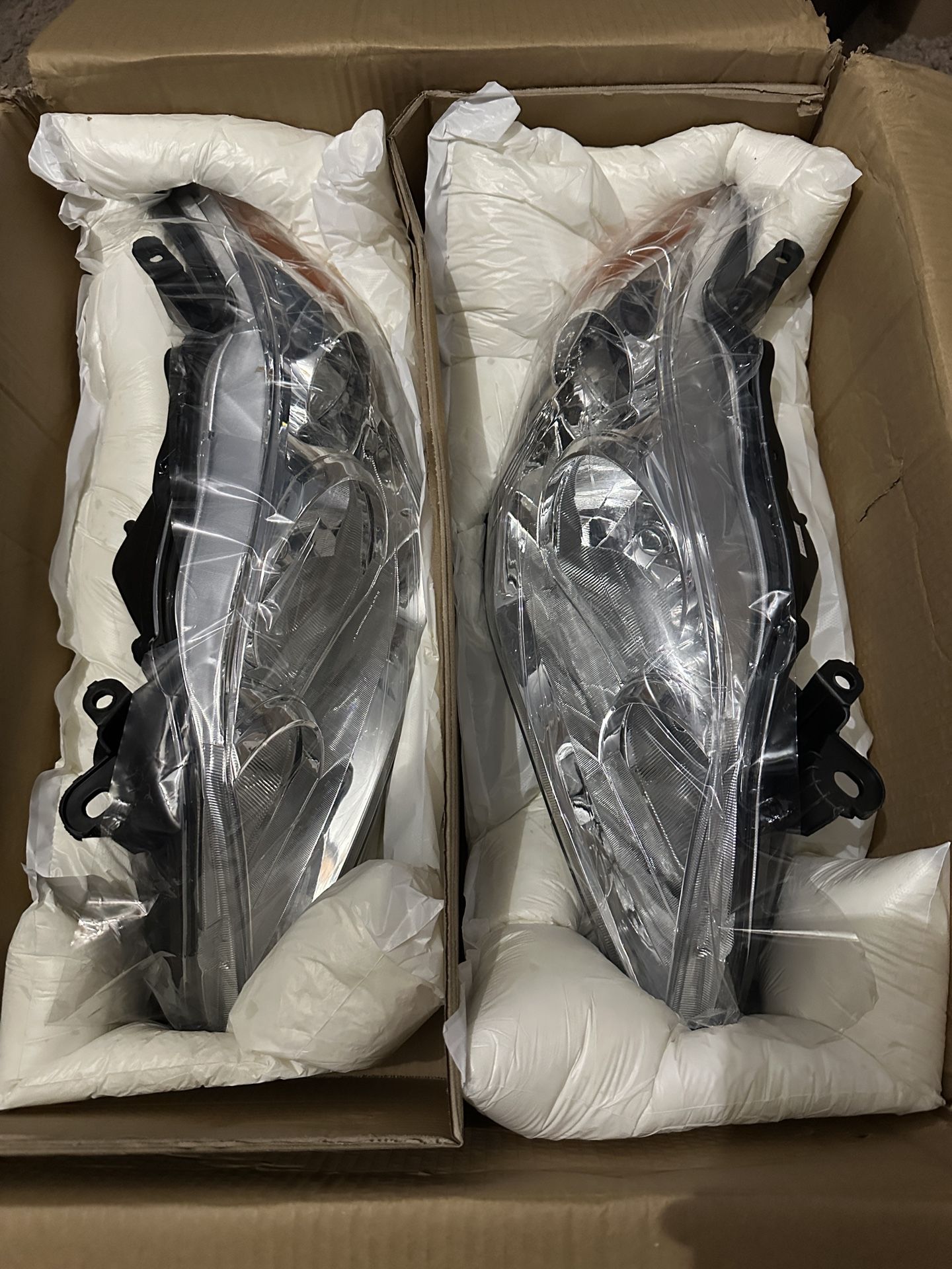 Toyota Corolla Headlights (2011-2013)