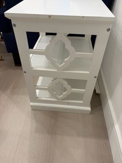 Moving Sale: Beautiful White Night Stands (2)
