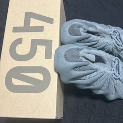 Yeezy 450 size 11