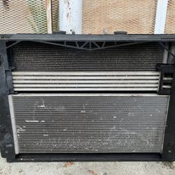 Used OEM BMW 7 Series Radiator Fan Condenser Core