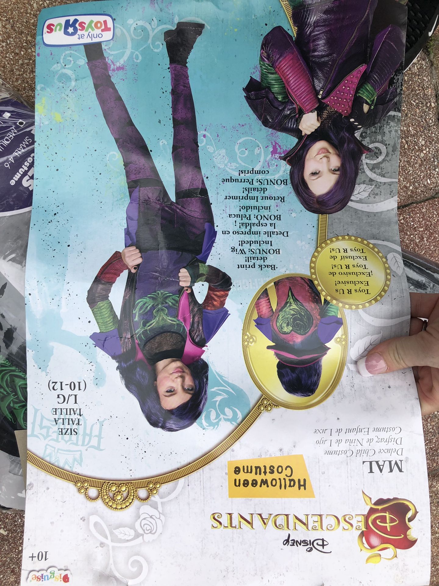 Descendants Halloween costume size 10-12