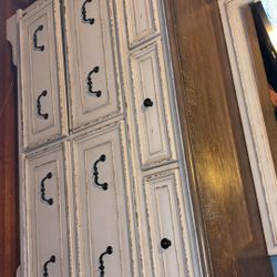 7 drawer dresser With Mirror