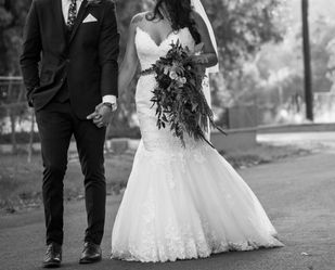WEDDING DRESS- mermaid style