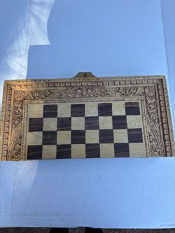 BALI HAND CARVED WOOD CHESS AND BACKGAMMON SET - ARTIST KETUT SANDI ORIGINAL