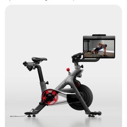 PELOTON EXERCISE BIKE (SHAPE & CONDITION:9/10)( BROKEN 📺 Tv/monitor SELLING CHEAP)