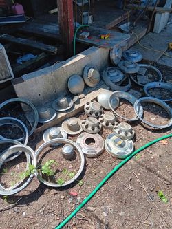 Chevy Hub Caps And Beauty Rings