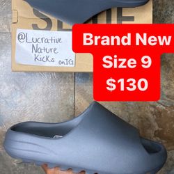 Size 9 “Slate Grey” Yeezy Slide