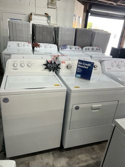 Whirlpool Washer 3.8 cu ft and Dryer Set 7 cu ft