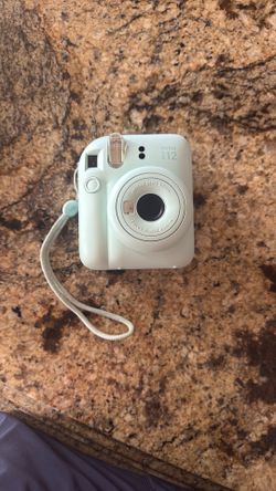 Instax mini 12 camera