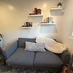 Pull Out Couch/Futon/Sofa Bed