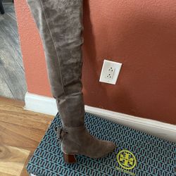 Brand NEW!!! Tory burch Over The Knee Boots - Size 8