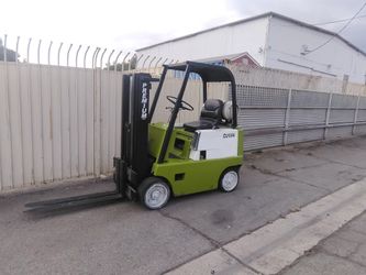 Clark Forklift