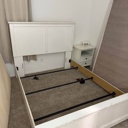 Queen Bed Frame Used