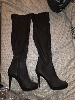 Black Over-the-Knee Stiletto Heel Boots