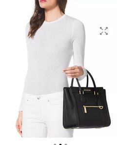 MICHEAL KORS LARGE 11.5"W x 5"D x 10"H COLLETTE SATCHEL WITH MATCHING WALLET $250