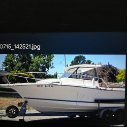 1999 Bayliner 2353 fv