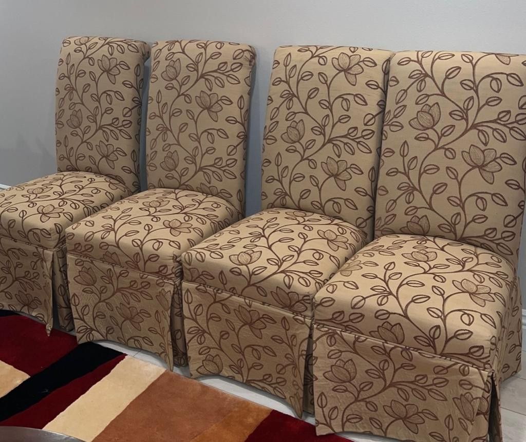 Beautiful Barely Used 4 FORMAL DINING CHAIRS