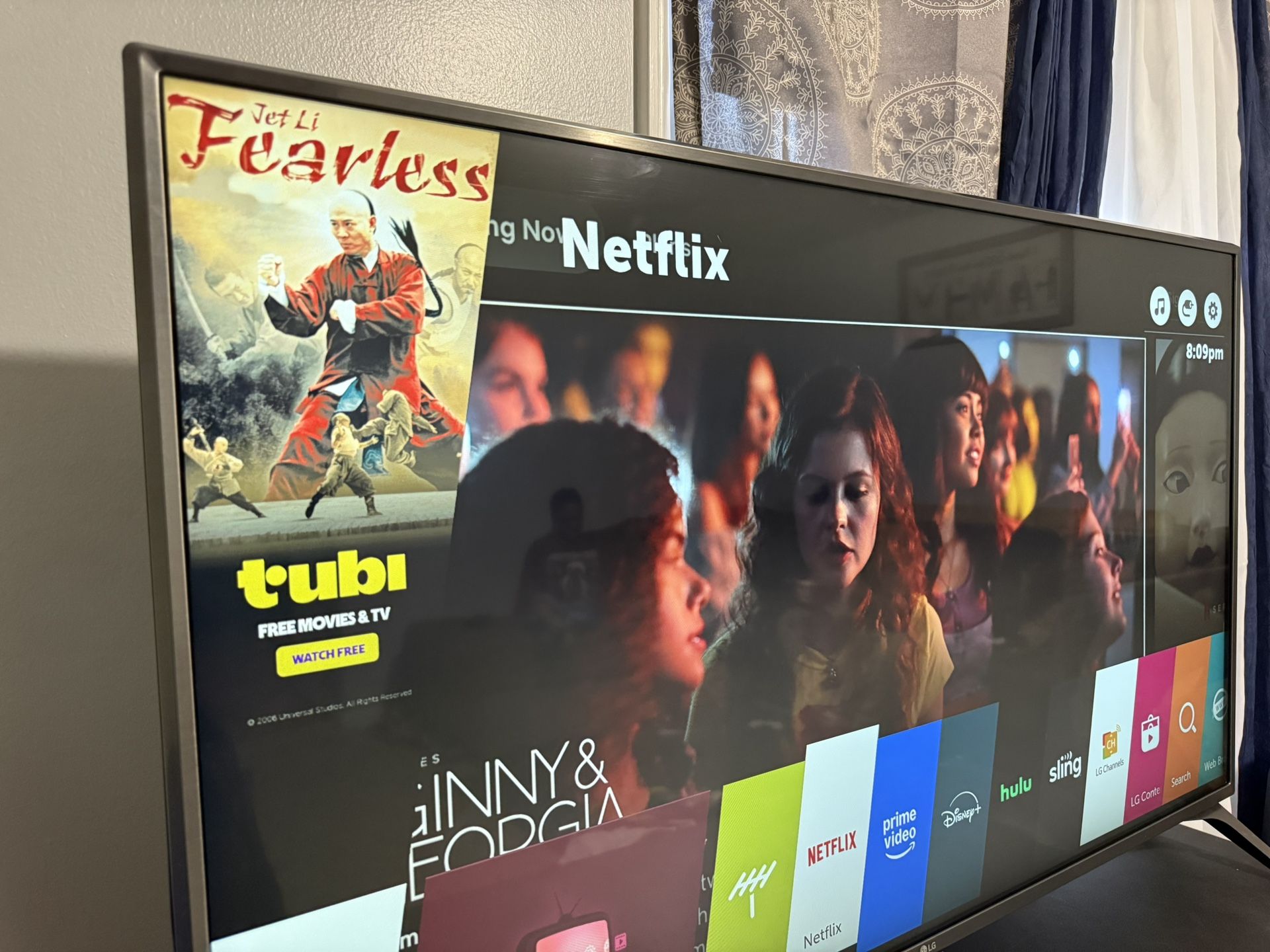 🚨50” Smart 4K LG TV 📺 - Crystal Clear & Ready to Go! 🎬