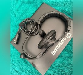 Riedel Black Over Ear Pro Media Heaphones