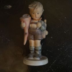 Hummel the boy scholar