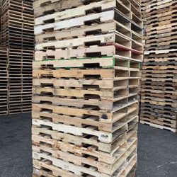 Warehouse Wood 4way Pallets / 2way Pallets / Block Pallets / Custom Pallets