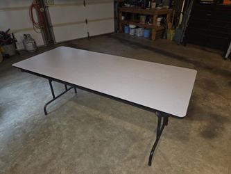 Folding table 30" x 72" - 3/4" solid core