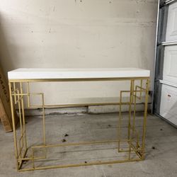 Entry Way Table Or Bar 