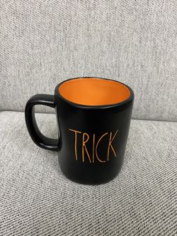 Rae Dunn “Trick/Treat” Mug